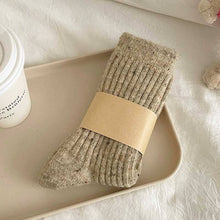 Load image into Gallery viewer, Simple Wool Thicken Warm Crew Socks MK2BLW6W8FSO212