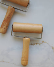 Load image into Gallery viewer, Wooden Pastry Pizza Rolling Pin