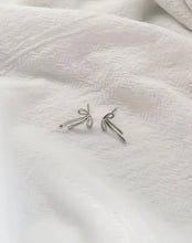 Load image into Gallery viewer, Ribbon Earrings
