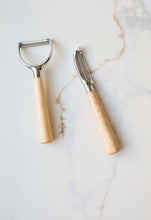 Load image into Gallery viewer, Wooden Handled Peeler