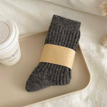 Load image into Gallery viewer, Simple Wool Thicken Warm Crew Socks MK2BLW6W8FSO212