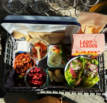 Load image into Gallery viewer, Lady Crackers
