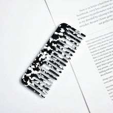 Load image into Gallery viewer, Acrylic Square Mini Portable Hair Combs MK2PPM6C5CB100