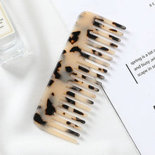Load image into Gallery viewer, Acrylic Square Mini Portable Hair Combs MK2PPM6C5CB100