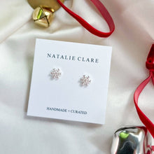 Load image into Gallery viewer, Snowflake Stud