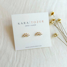 Load image into Gallery viewer, Dainty CZ Arch Studs