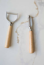 Load image into Gallery viewer, Wooden Handled Peeler