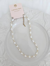 Load image into Gallery viewer, Seashell Beach Summer Vibe Necklace