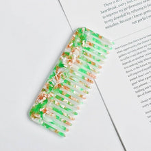 Load image into Gallery viewer, Acrylic Square Mini Portable Hair Combs MK2PPM6C5CB100