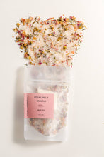 Load image into Gallery viewer, No. 7 Unwind Botanical Bath Tea - Vetiver Lavender