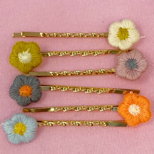 Load image into Gallery viewer, Floral Dream Bobby Pin Set