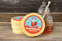 Load image into Gallery viewer, Bantam - Honey Sriracha Gouda